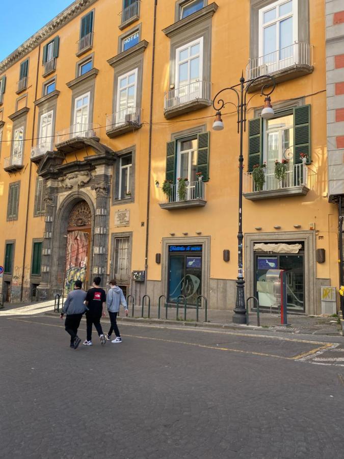 Dimora Donna Elena Bed & Breakfast Napoli Exterior foto
