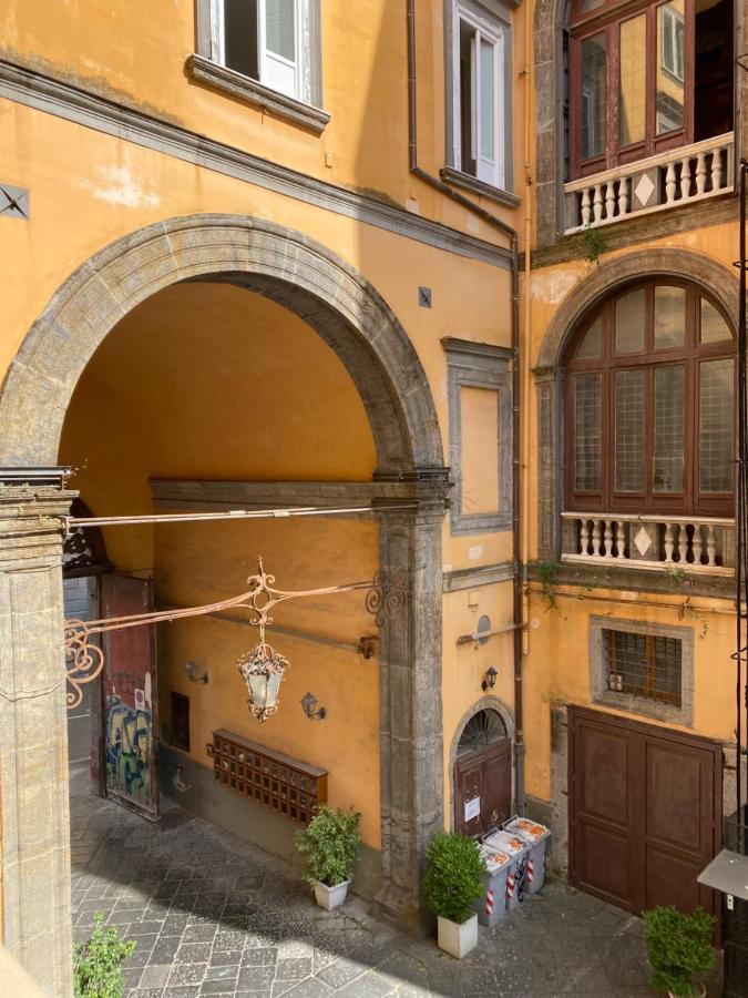 Dimora Donna Elena Bed & Breakfast Napoli Exterior foto